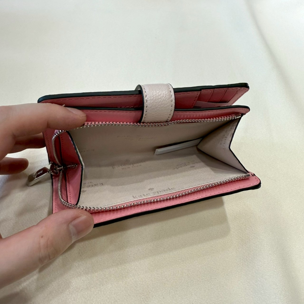 【KS｜全新】現貨 KATE SPADE 錢包 中夾 菱格紋 白色 零錢中夾 送禮推薦｜Little Bee 小蜜蜂精品-細節圖2