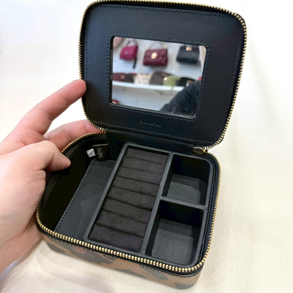 【蔻馳｜全新】現貨 COACH 珠寶盒 首飾盒 金標 滿版豹紋 稀有貨 百寶盒｜Little Bee 小蜜蜂精品-細節圖3