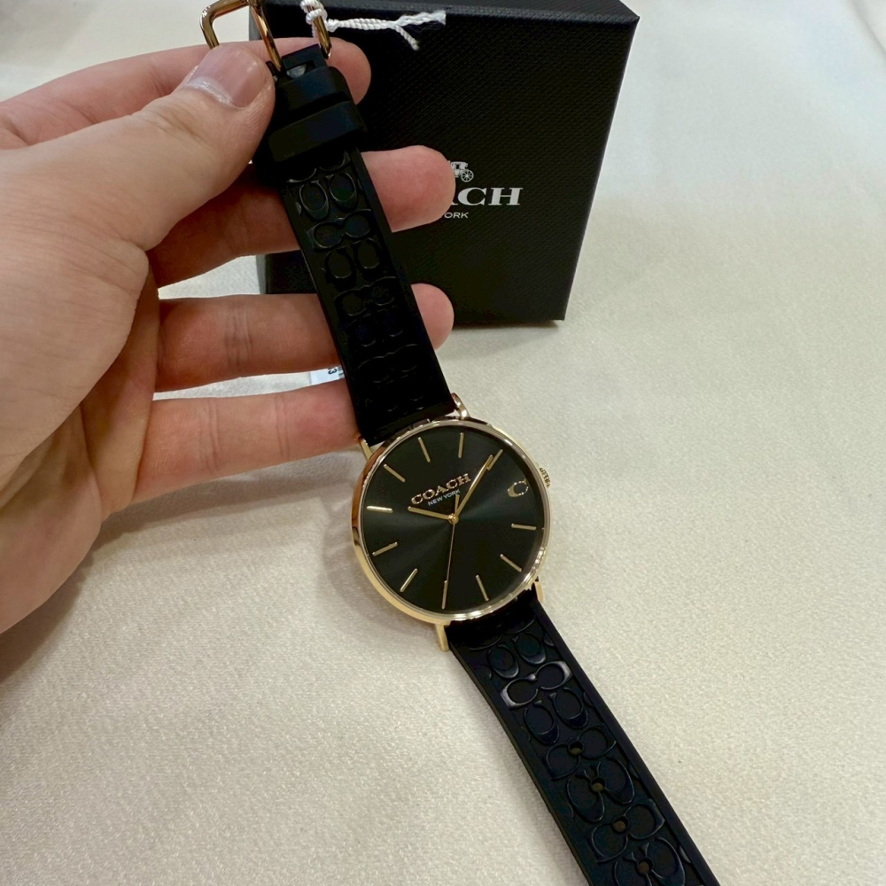 【蔻馳｜全新】現貨 COACH 手錶 石英錶 女錶 C字日期款 橡膠錶 送禮推薦｜Little Bee 小蜜蜂精品-細節圖4