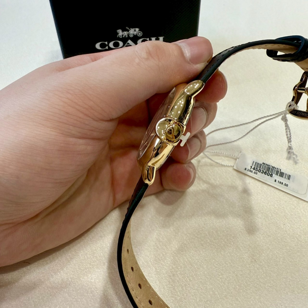 【蔻馳｜全新】現貨 COACH 手錶 石英錶 女錶 錶冠C字 超有質感 皮錶 送禮推薦｜Little Bee 小蜜蜂精品-細節圖4