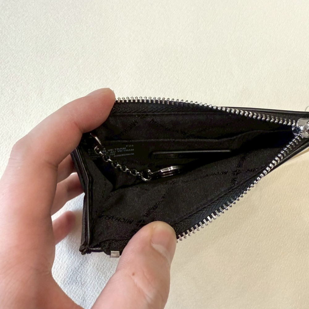 【MK｜全新】現貨 MICHAEL KORS 錢包 零錢包 軟皮 斜紋 黑色 卡夾｜Little Bee 小蜜蜂精品-細節圖3