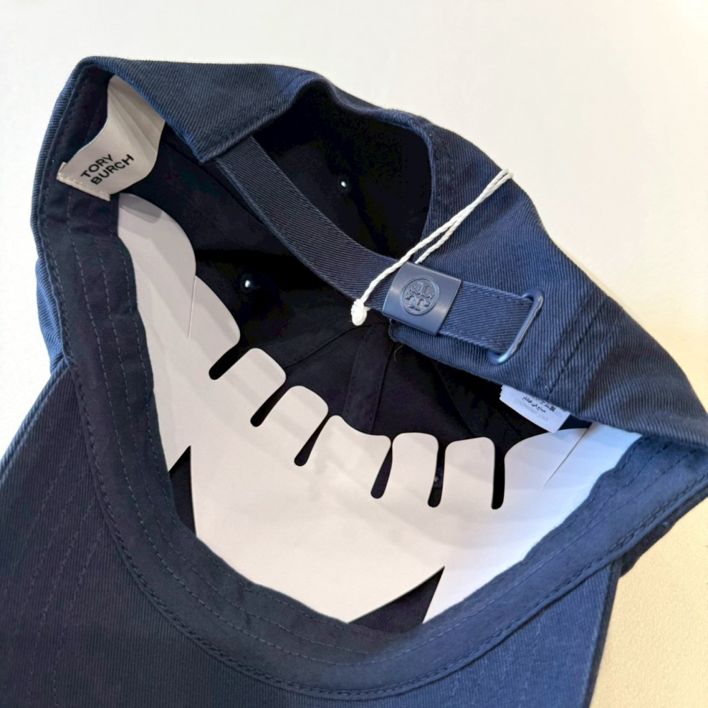 【TB｜全新】現貨 TORY BURCH 帽子 鴨舌帽 刺繡標 軟頂 老帽 藍帽｜Little Bee 小蜜蜂精品-細節圖2