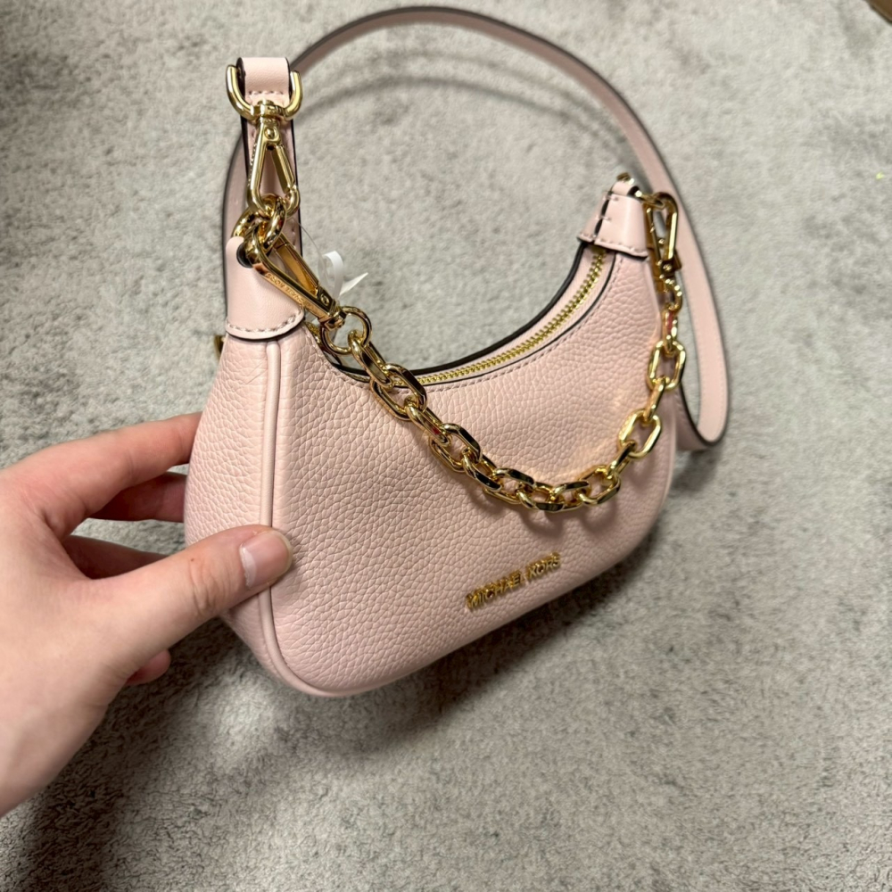 【MK｜全新】現貨 MICHAEL KORS 包包 灣月包 金標 荔枝紋 鍊條 斜背包｜Little Bee 小蜜蜂精品-細節圖2