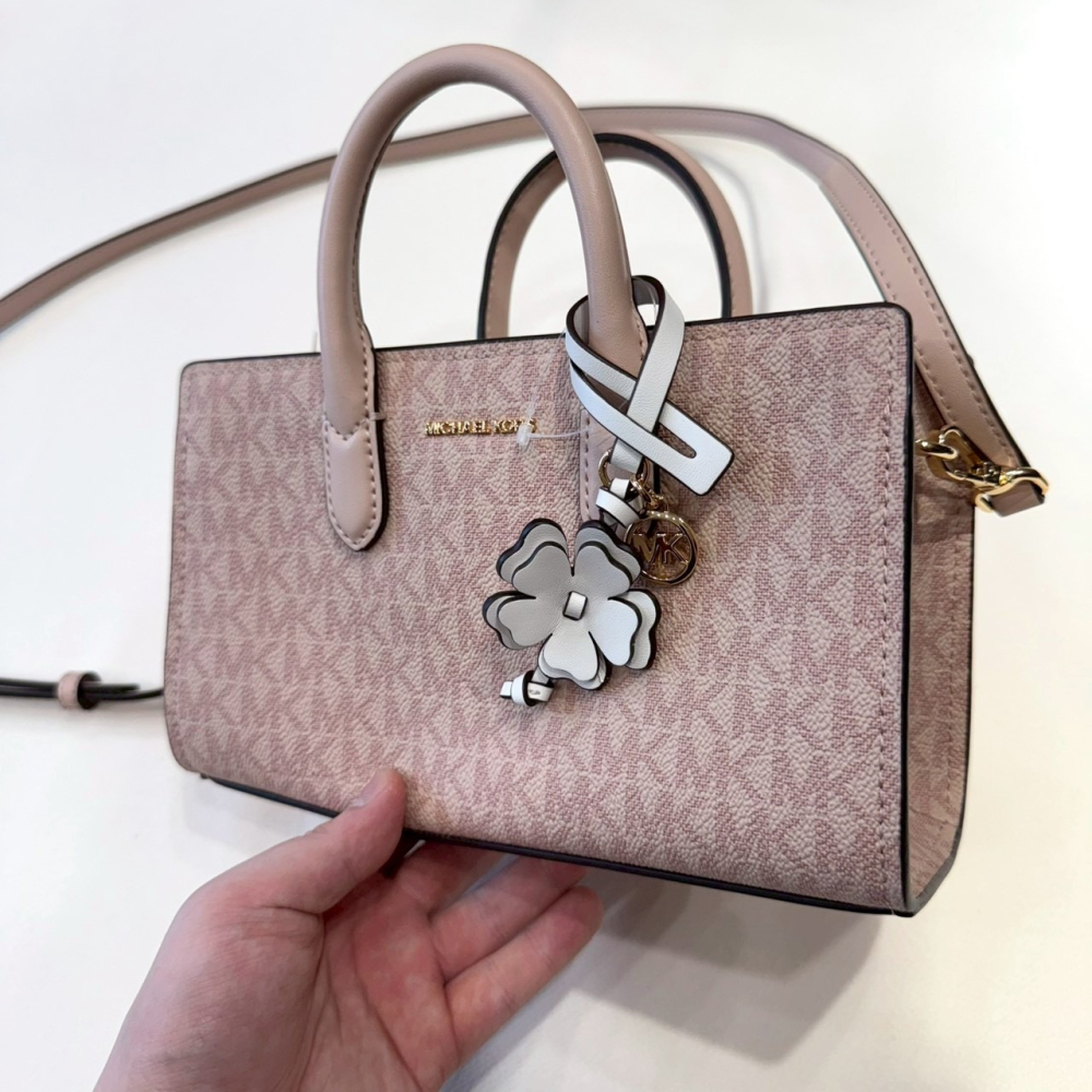 【MK｜全新】現貨 MICHAEL KORS 包包 紙袋包 迷你 專櫃款 乾燥粉滿版｜Little Bee 小蜜蜂精品-細節圖2