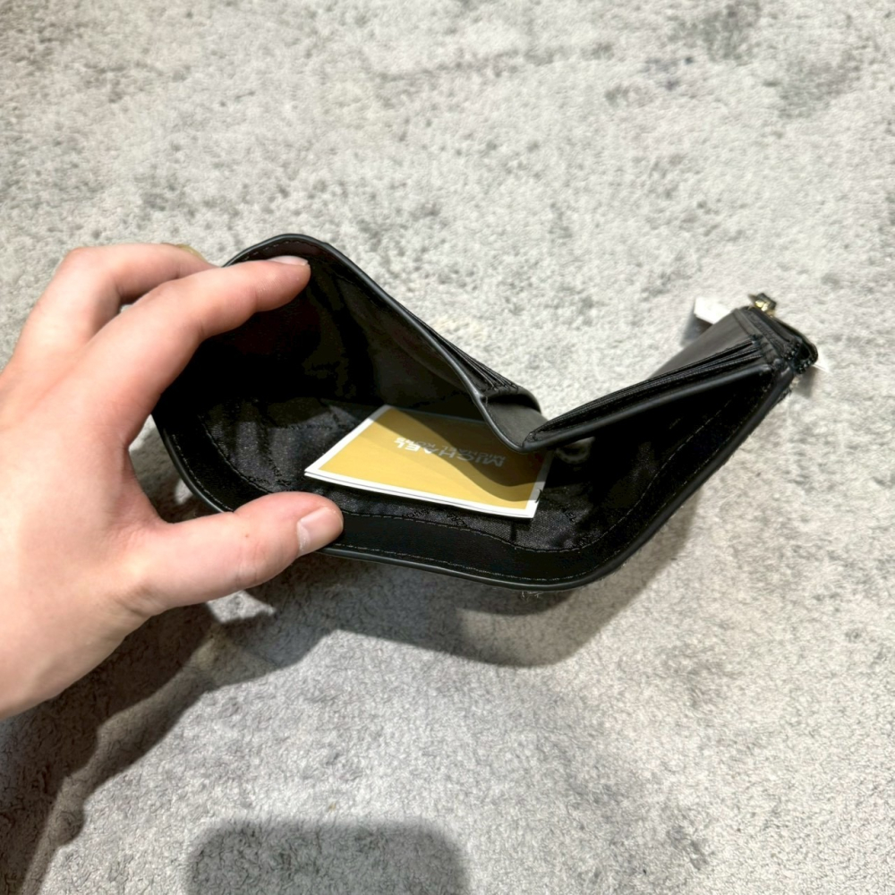 【MK｜全新】現貨 MICHAEL KORS 錢包 短夾 乳牛紋 有毛毛 三摺短夾｜Little Bee 小蜜蜂精品-細節圖6