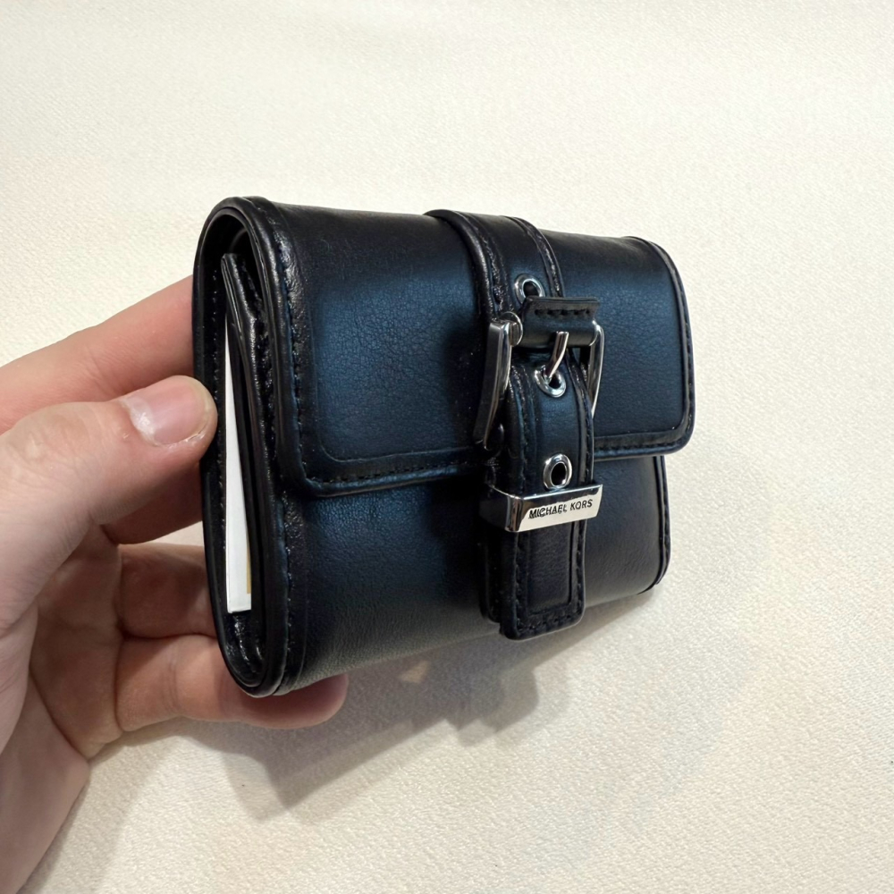 【MK｜全新】現貨 MICHAEL KORS 錢包 短夾 專櫃款 黑色軟皮革 三摺短夾｜Little Bee 小蜜蜂精品-細節圖2