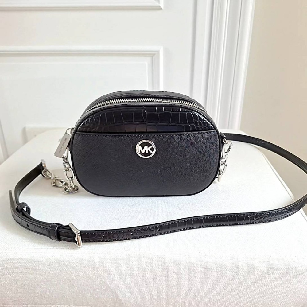 【現貨】Michael Kors MK 相機包 防刮相機包  肩背包 斜背包 可快速出貨 🐶美國代購正品-細節圖3