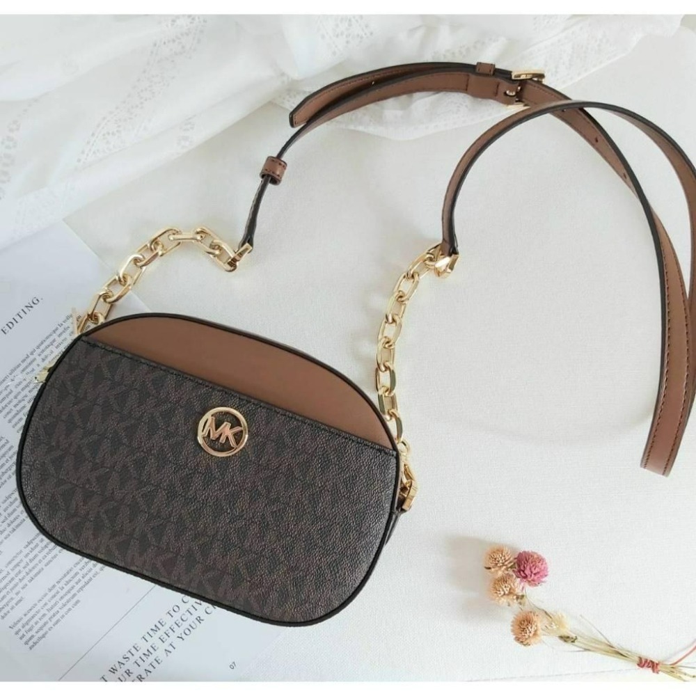 【現貨】Michael Kors MK 相機包 防刮相機包  肩背包 斜背包 可快速出貨 🐶美國代購正品-細節圖7