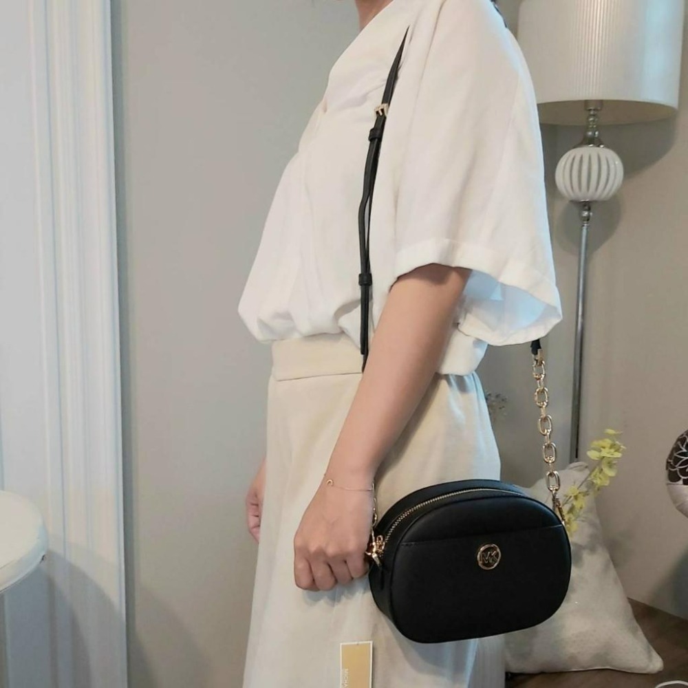 【現貨】Michael Kors MK 相機包 防刮相機包  肩背包 斜背包 可快速出貨 🐶美國代購正品-細節圖10