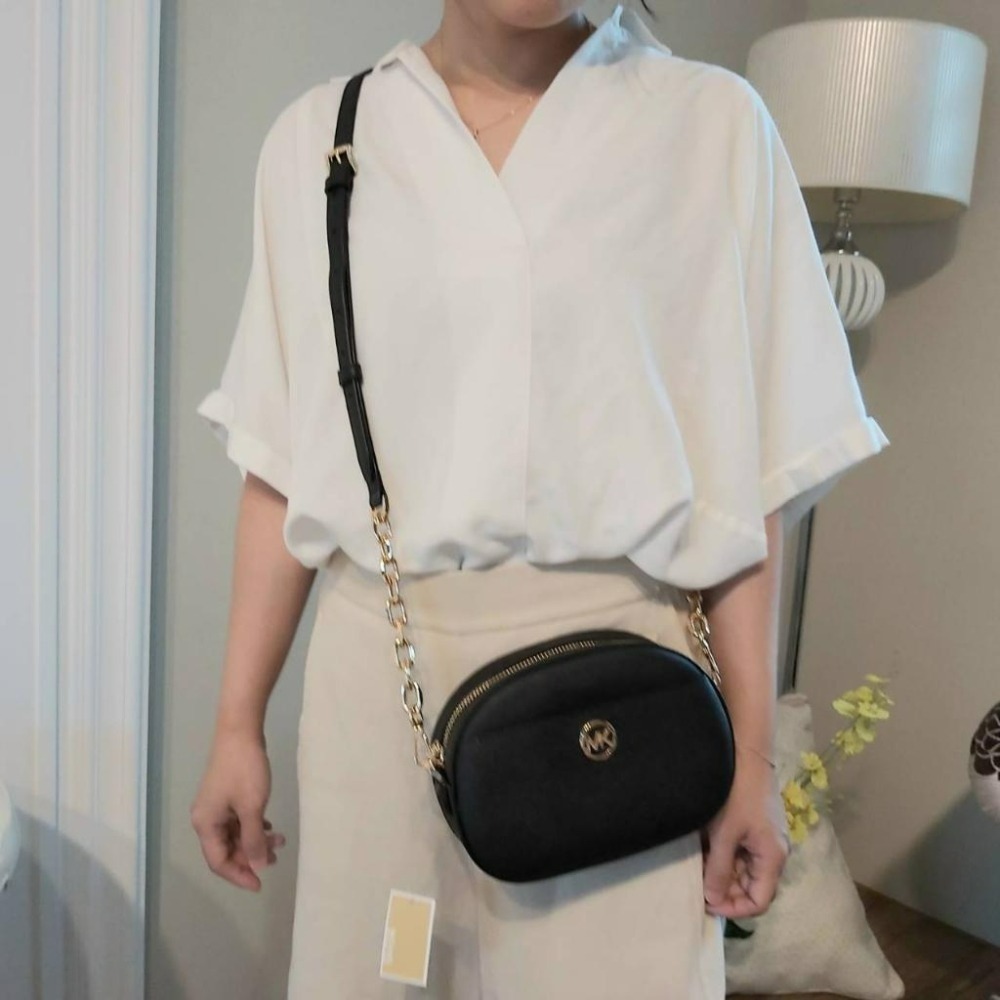 【現貨】Michael Kors MK 相機包 防刮相機包  肩背包 斜背包 可快速出貨 🐶美國代購正品-細節圖11