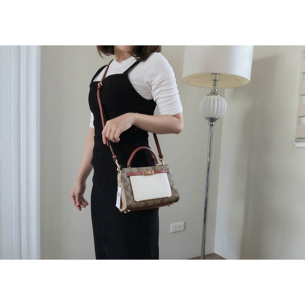 【現貨】COACH Mini Lane 旋轉釦 手提 斜背包 可快速出貨 🐶美國代購正品-細節圖11