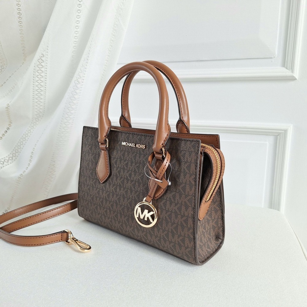 【現貨】MICHAEL KORS Mk SHEILA  三層小托特 手提包 斜背包 可快速出貨 🐶美國代購正品-細節圖7