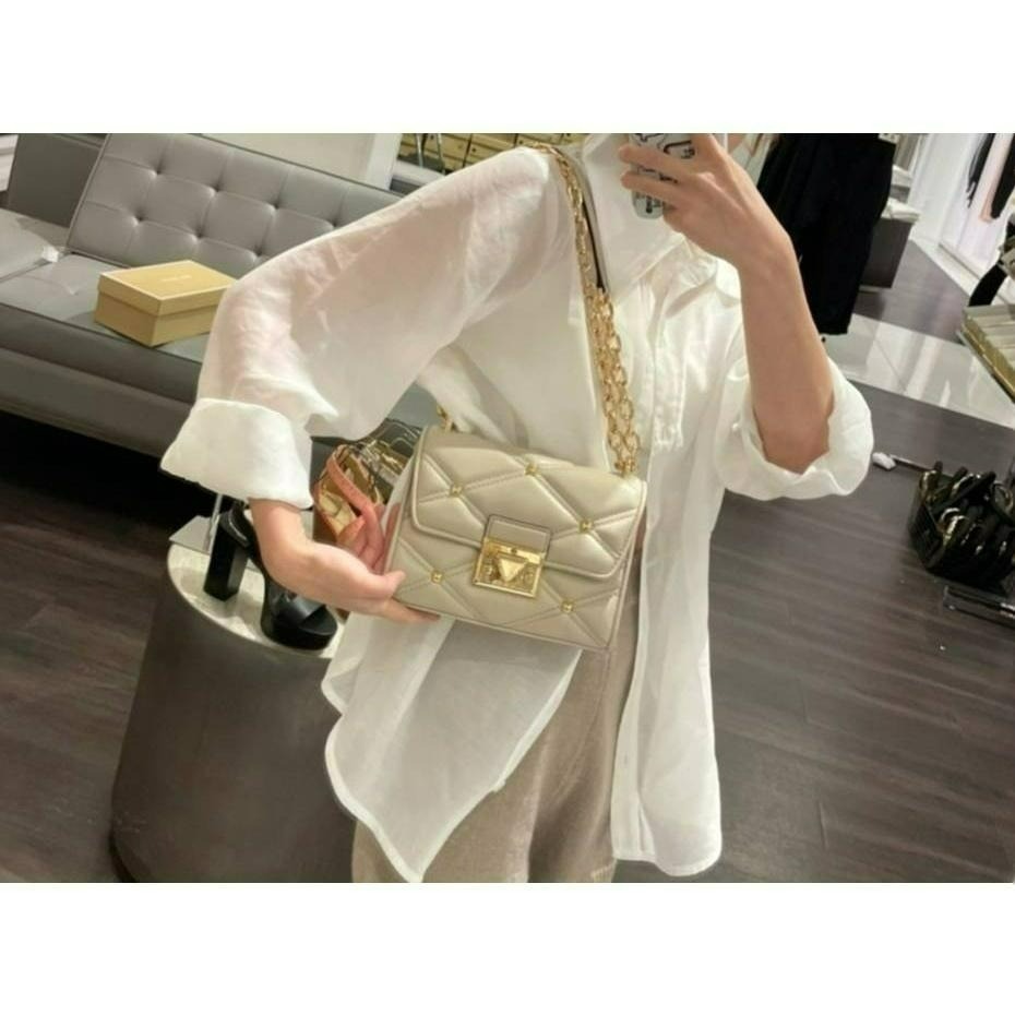 降!【現貨】MICHAEL KORS Mk 新款 SERENA 菱格紋鍊帶包 大款 可快速出貨 🐶美國代購🇺🇲 正品-細節圖9