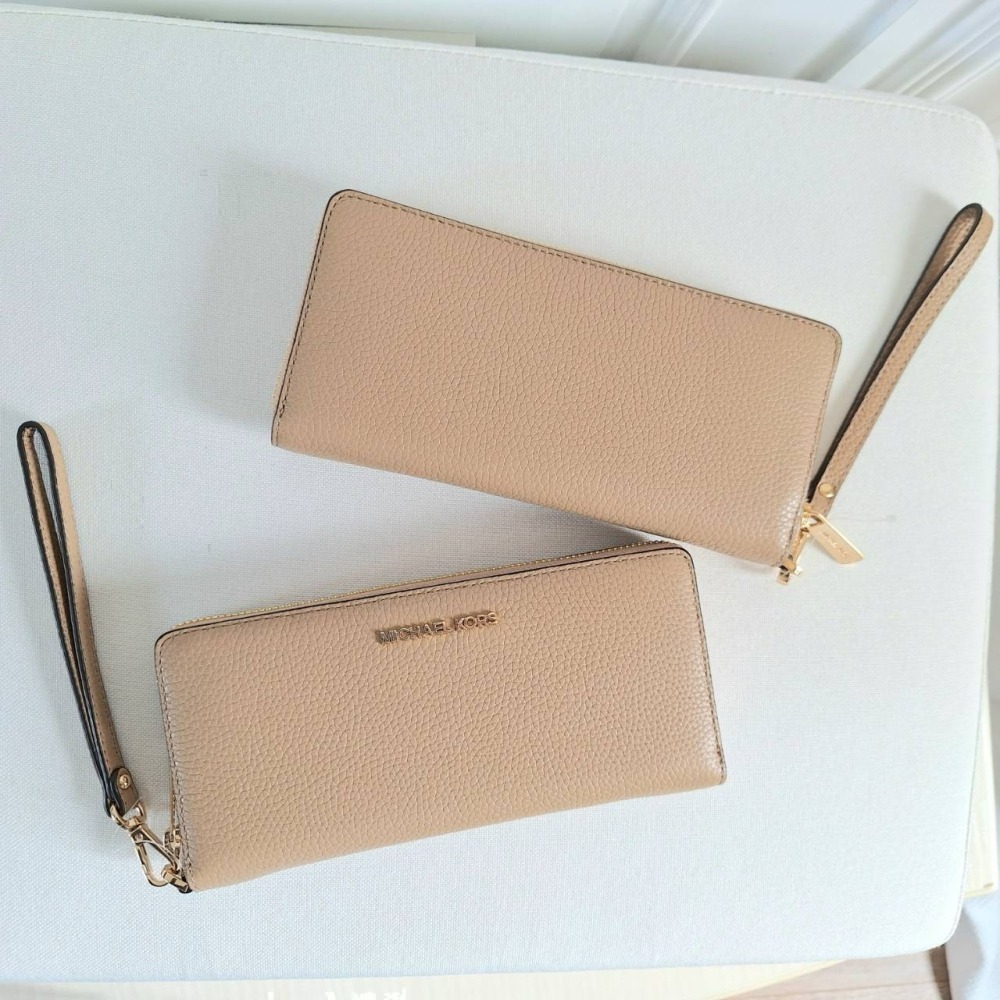 【現貨】MICHAEL KORS Mk長夾 全開式拉鍊長夾 附手拿帶 卡王 禮物 可快速出貨 🐶美國代購正品-細節圖9