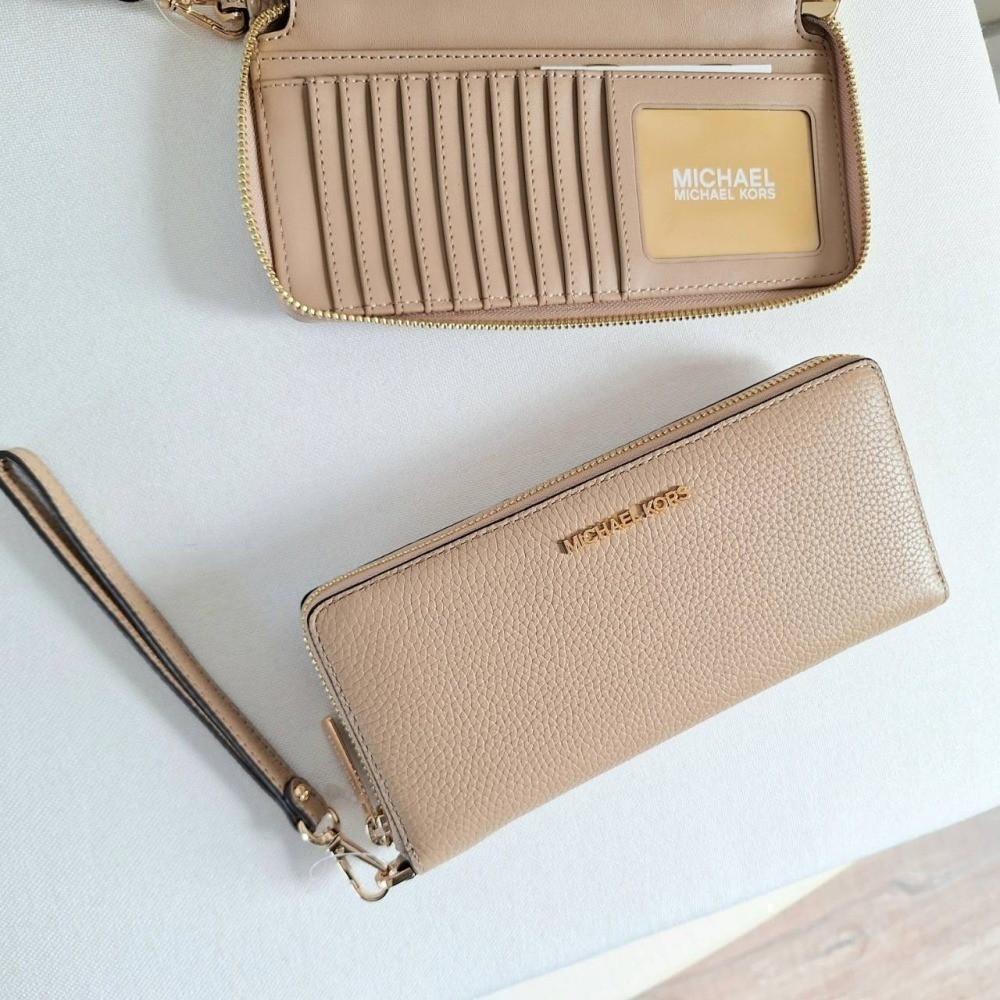 【現貨】MICHAEL KORS Mk長夾 全開式拉鍊長夾 附手拿帶 卡王 禮物 可快速出貨 🐶美國代購正品-細節圖10