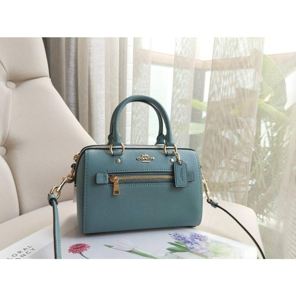 【現貨～湖水綠】Coach 迷你波士頓包 手提 側背 斜背包 迷你包 可快速出貨 🐶美國代購正品-細節圖3