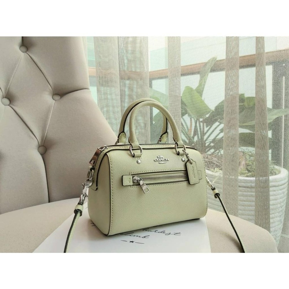 【現貨～湖水綠】Coach 迷你波士頓包 手提 側背 斜背包 迷你包 可快速出貨 🐶美國代購正品-細節圖9