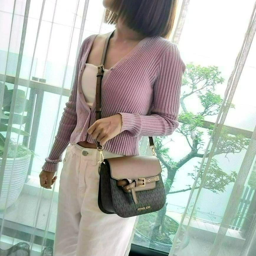 【現貨】MICHAEL KORS  MK 馬鞍包 新款 Emilia 斜背包 可快速出貨 🐶美國代購正品-細節圖10