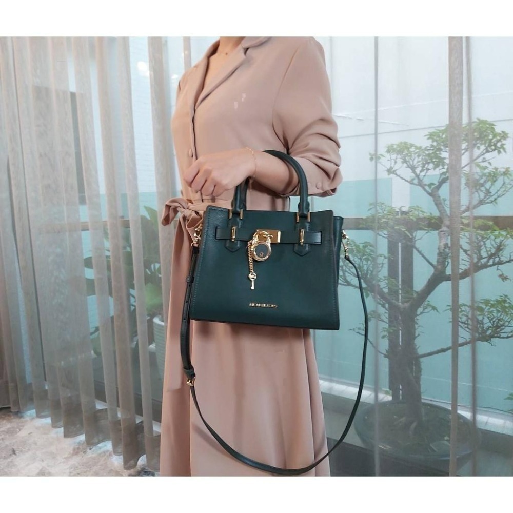 【現貨】MICHAEL KORS  MK Hamilton鎖頭包 手提 斜背包 可快速出貨 🐶美國代購正品-細節圖10