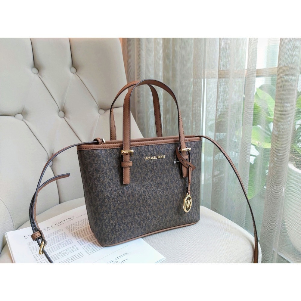 降!【現貨～咖老花】Michael kors MK 防刮 小托特包 可快速出貨  🐶美國代購正品-細節圖5