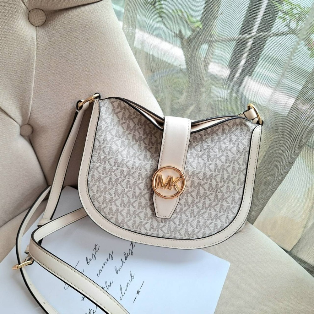 【現貨】MICHAEL KORS Mk 新款 Gabby 馬鞍包 側背包 斜背包 可快速出貨 🐶美國代購正品-細節圖9