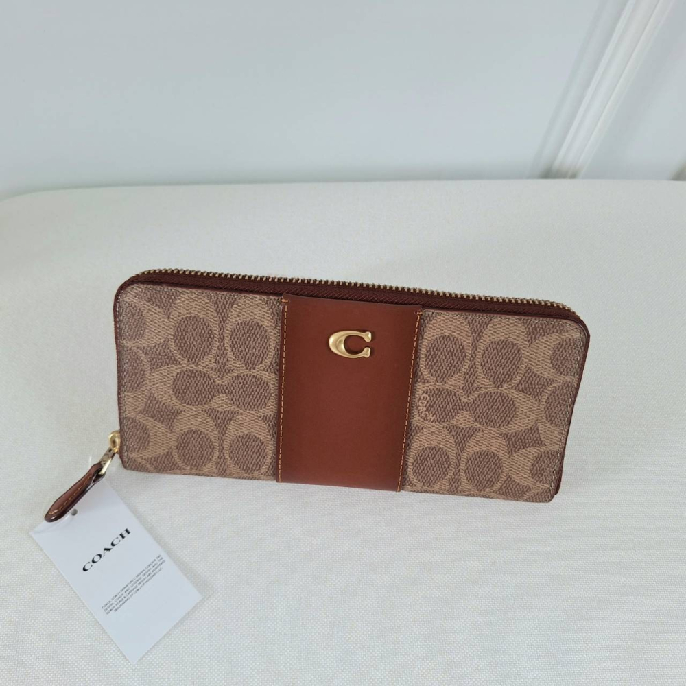 【現貨】 COACH 長夾 專櫃款 小c logo 拉鍊長夾 多卡層 送禮 禮物 可快速出貨 🐶美國代購正品-細節圖3