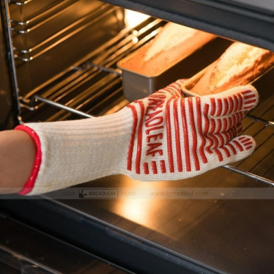 【嚴選SHOP】BreadLeaf (一雙) 五指防滑隔熱手套 耐高溫微波爐手套 烘焙烤箱手套 矽膠手套【B015】