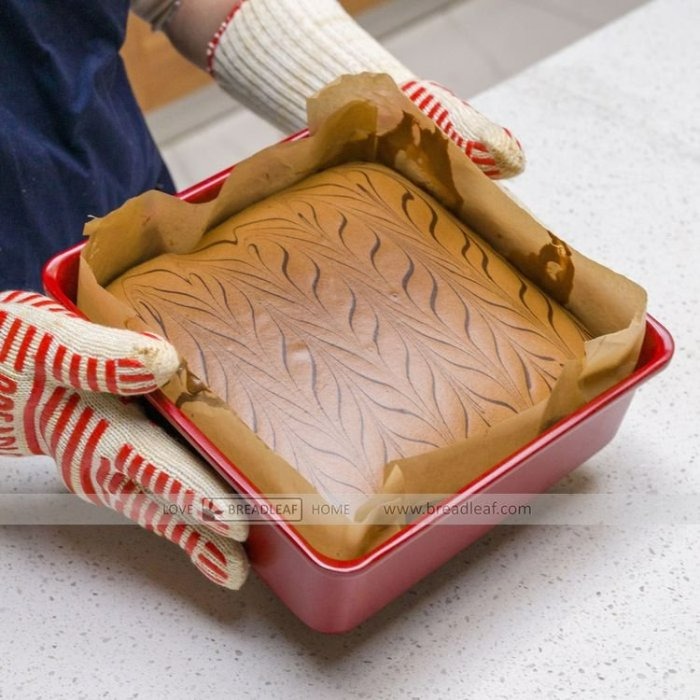 【嚴選SHOP】BreadLeaf 紅色 正方形古早蛋糕模 深型烤盤 24cm x24cm 加厚正方烤模【B109】-細節圖7
