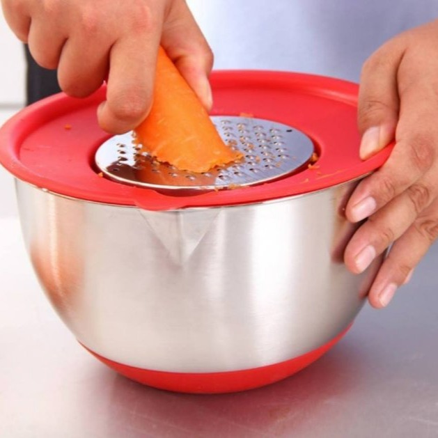 【嚴選SHOP】附防濺蓋+刨絲刀片 多功能打蛋盆套組 矽膠底不鏽鋼打蛋盆 帶手柄 底部防滑 單手打蛋【 K007】-細節圖4