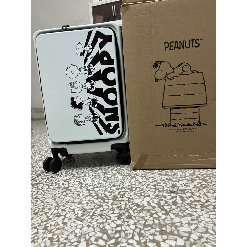 SNOOPY史努比20吋上掀蓋行李箱 全新完整裝箱-細節圖2