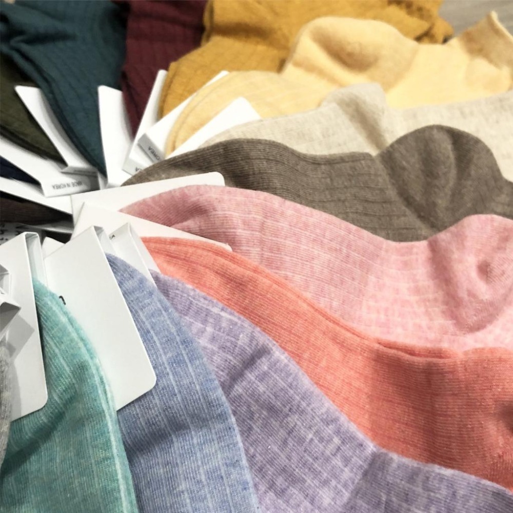 【素色直條長襪】韓國 素色 長襪 中筒襪 百搭 糖果色 奶油色 女襪 男襪 簡約-細節圖3