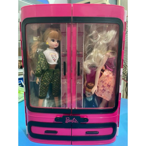 [山姆玩具城]芭比 Mattel 美泰兒Barbie 夢幻衣櫃 人偶5隻 含服飾配件 絕版品 全部出清