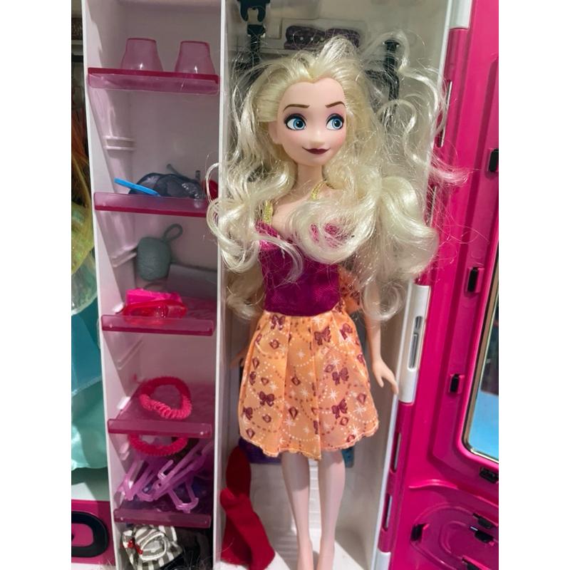 [山姆玩具城]芭比 Mattel 美泰兒Barbie 夢幻衣櫃 人偶5隻 含服飾配件 絕版品 全部出清-細節圖3