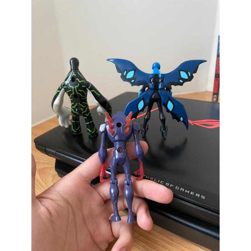 [山姆玩具城] 三隻BEN 10 公仔 玩具收藏 寒冰幽靈 冰晶奇俠 變形怪-細節圖2