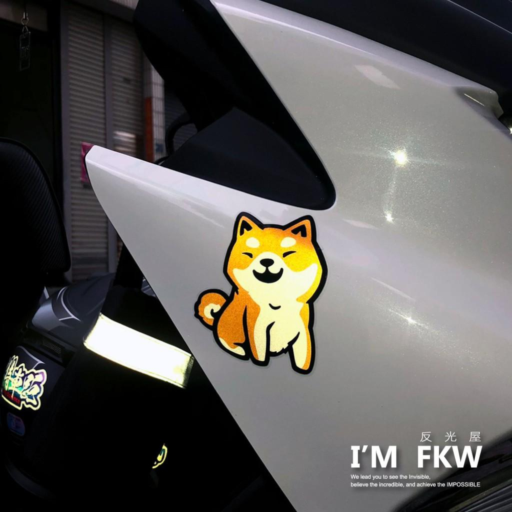 反光屋FKW 柯基 柴犬 柴柴 貴賓 毛孩貼紙 反光貼紙 寵物貼紙 可愛車貼 防水耐曬 機車貼紙 汽車貼紙 獨家設計屁屁-細節圖2