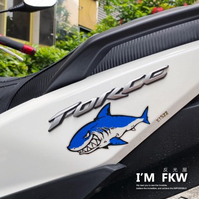 反光屋FKW 鯊魚 SHARK 反光貼紙 防水車貼 鯊魚車貼 遮傷貼紙 3M工程級反光材料 高亮度 機車貼紙 汽車貼紙