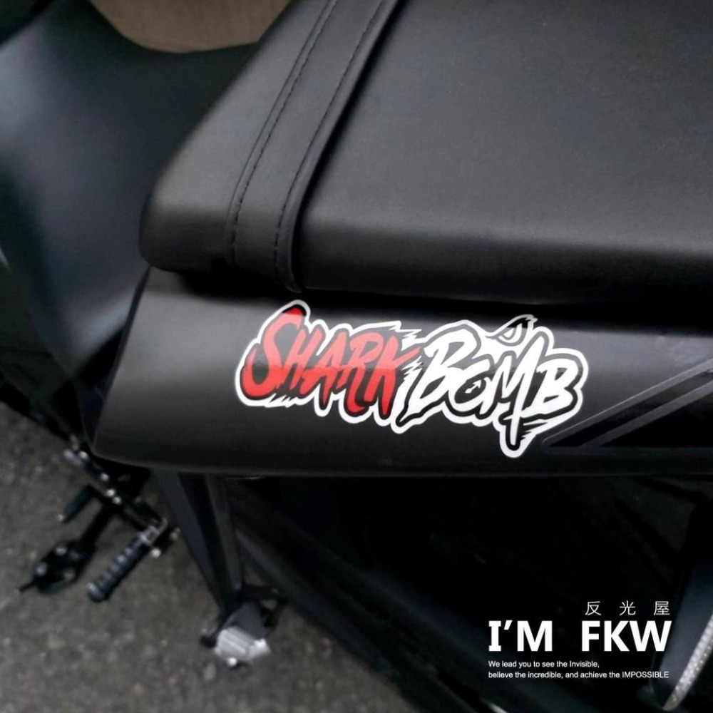 反光屋FKW 鯊魚火箭 SHARK 反光貼紙 3M工程級材料 防水車貼 遮傷遮蔽貼紙 車側車殼貼紙 機車貼紙 汽車貼紙-細節圖4