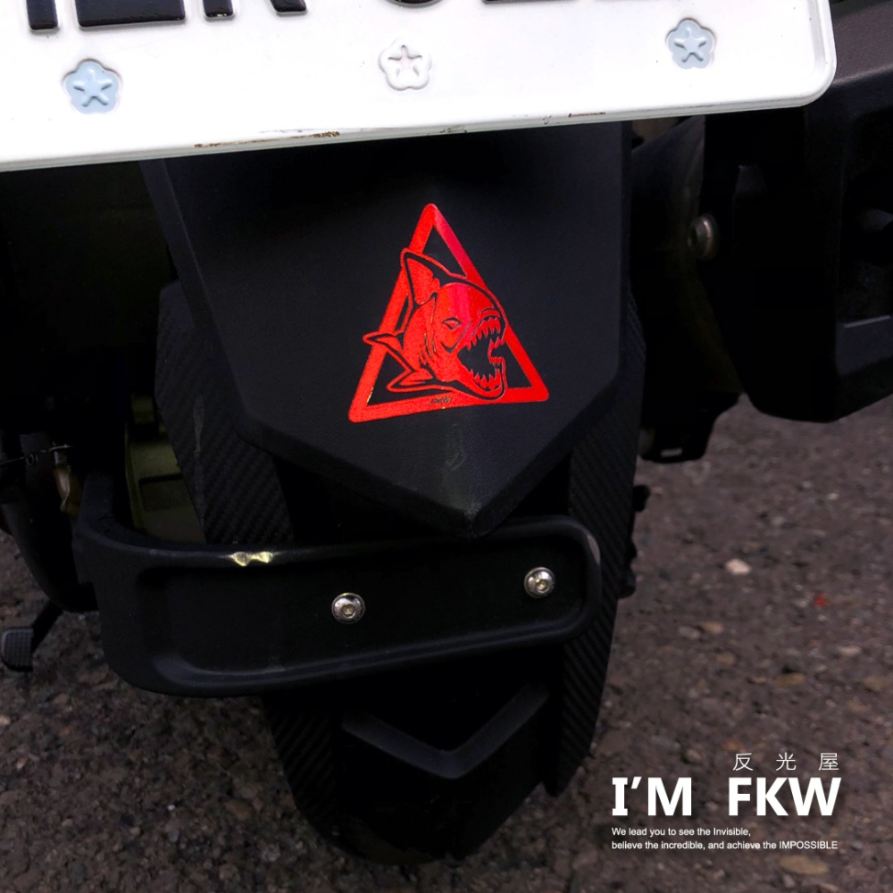 反光屋FKW 三角形反光警示貼紙 KRV FORCE SMAX 雷霆S DRG 勁戰六代 MMBCU 通用 日規造型車-細節圖8