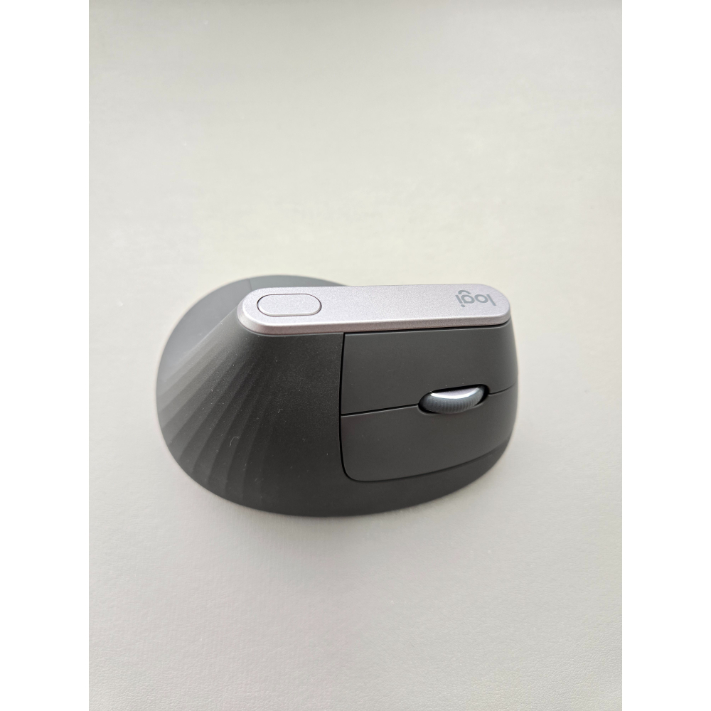 【羅技 Logitech】MX Vertical 垂直滑鼠 人體工學 無線/藍牙雙模 預防滑鼠手 辦公必備 (福利品)-細節圖5