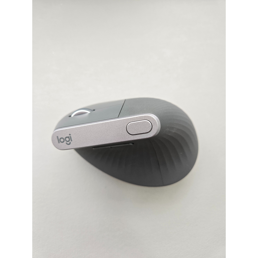 【羅技 Logitech】MX Vertical 垂直滑鼠 人體工學 無線/藍牙雙模 預防滑鼠手 辦公必備 (福利品)-細節圖6