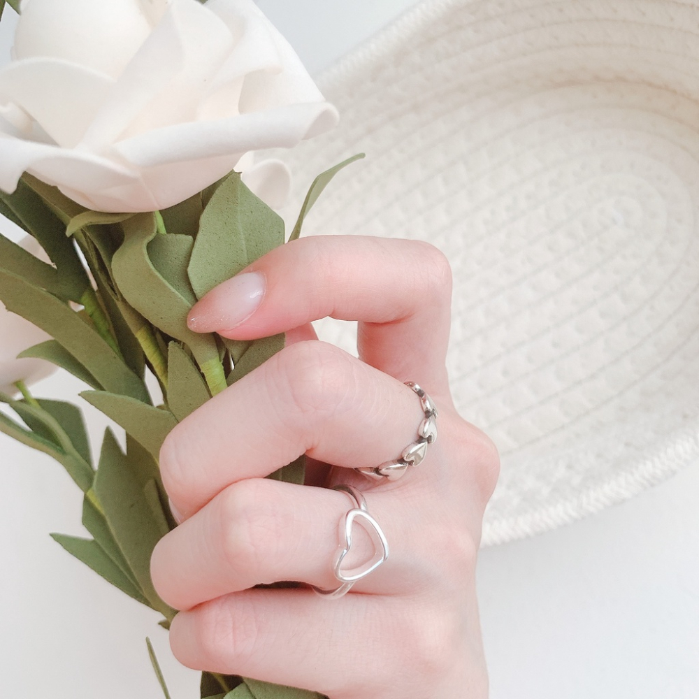 Amo 合金戒指 愛心系列戒指 飾品 戒指女生 情侶戒指 銀飾 銀戒指 閨蜜戒指 開口戒指 女戒指 可調式戒指-細節圖9