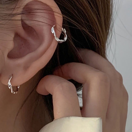 Amo 耳環 麻花捲耳環 飾品 耳飾 圈圈耳環 耳扣式耳環 耳環女 易扣式耳環 韓系耳環 圓圈耳環 個性耳環 飾品-細節圖3