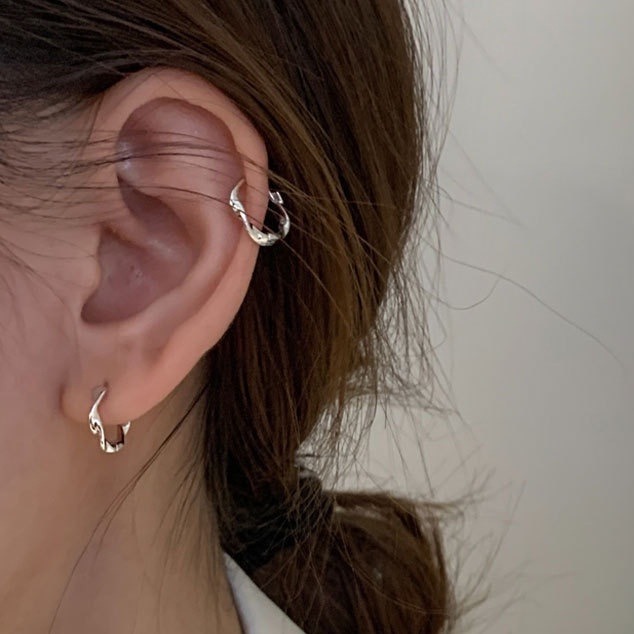 Amo 耳環 麻花捲耳環 飾品 耳飾 圈圈耳環 耳扣式耳環 耳環女 易扣式耳環 韓系耳環 圓圈耳環 個性耳環 飾品-細節圖4