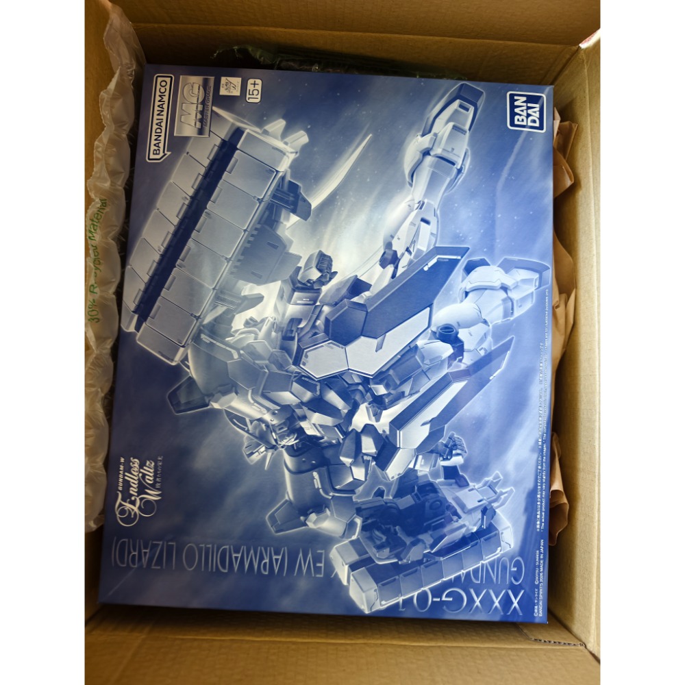 萬代PB MG 1/100 沙漠鋼彈EW 犰狳蜥裝備-細節圖2