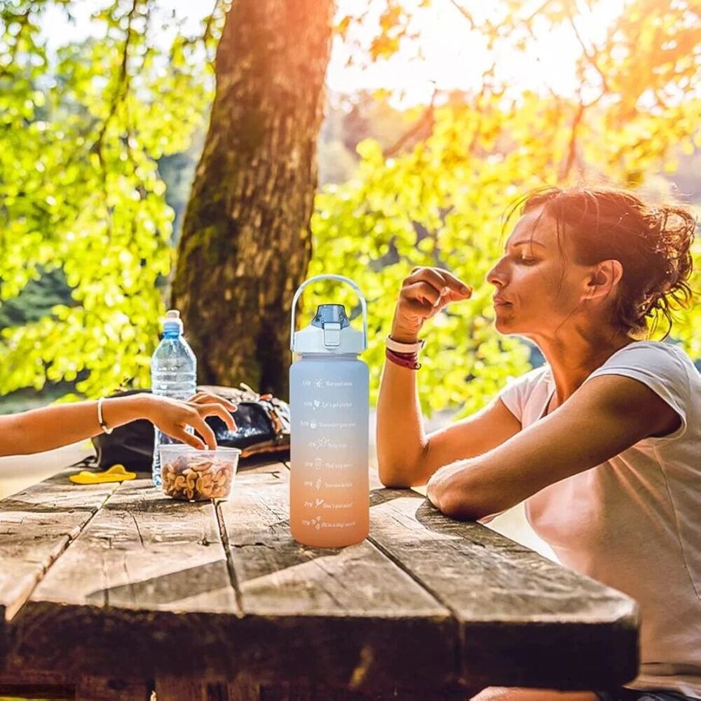 【水映生活】漸變彈跳吸管水壺 2000ml 露營運動水壺 大容量隨身壺-細節圖8