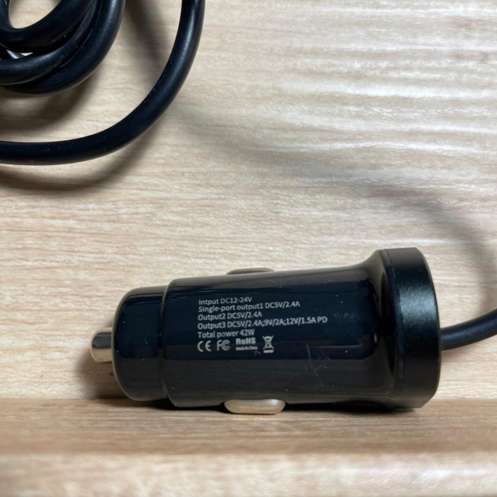 WiWU  Type-C PD3.0 快充帶線42W 多功能車載充電器 QC300-細節圖4