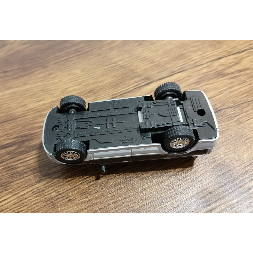 【絕版收藏】1: 43 MITSUBISHI 第一代 Savrin 幸福力 原廠塑膠模型車/迴力車（經典黑銀雙色）-細節圖3