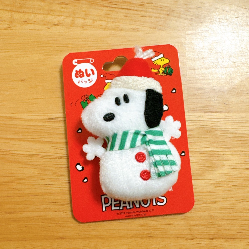 <木木·仕事部屋 Mu Mu Studio> 日本 PLAZA 聖誕節 史努比 PEANUTS 毛絨玩具徽章 別針-細節圖3