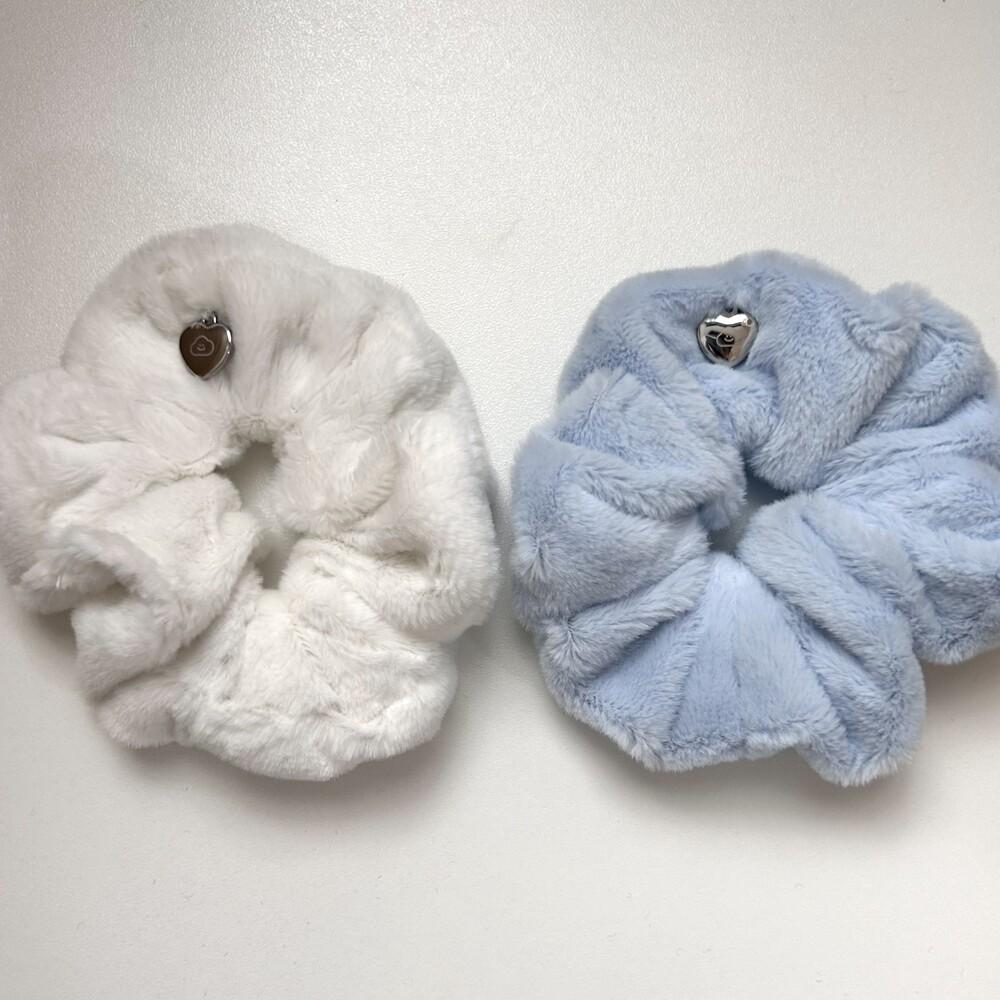 ʜᴀʀᴜᴅᴀɪʟʏ🌙 預購｜skyfolio 冬季質感材質髮圈 愛心雲朵/月亮吊墜髮圈 大腸圈 可愛髮飾 綁頭髮束飾品-細節圖2