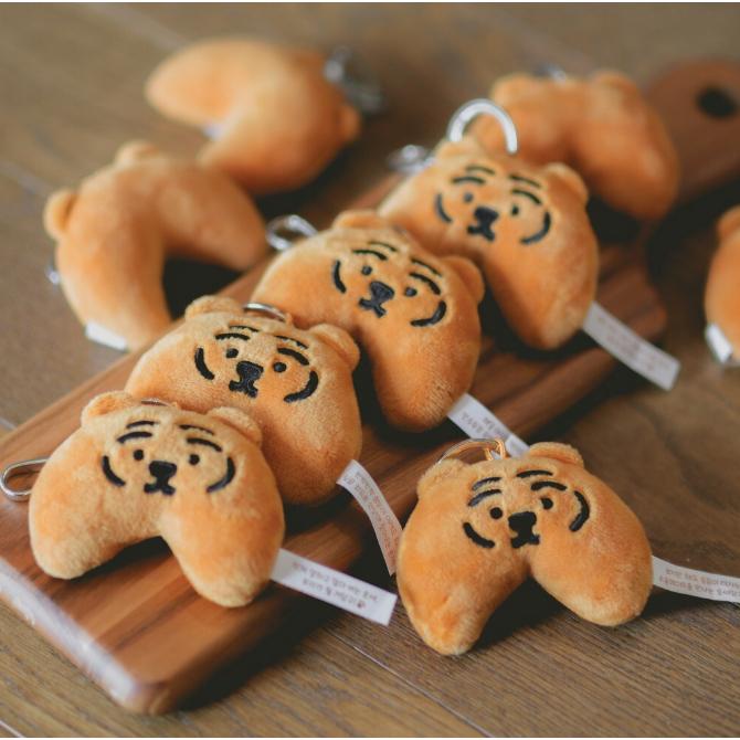 ʜᴀʀᴜᴅᴀɪʟʏ🌙 預購｜muziktiger 可愛小老虎 兔兔系列 玩偶 吊飾 掛飾 鑰匙圈-細節圖2